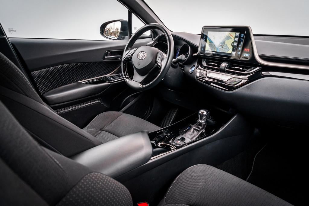 Toyota C-HR 1.8 Hybrid Dynamic | Two Tone | Adapt. Cruise |, Auto's, Stof, 4 cilinders, Met garantie (alle), 122 pk