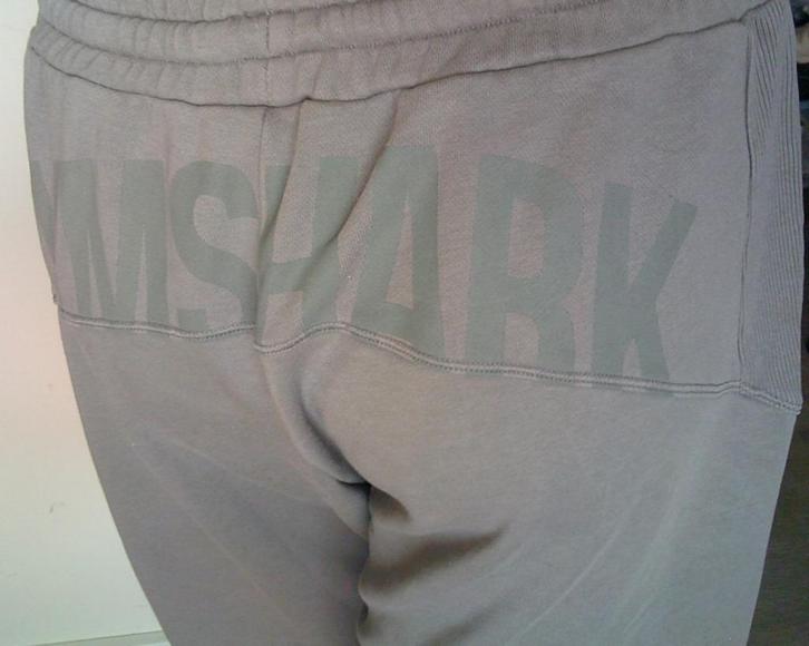 GYMSHARK grijze powerwashed joggers maat M, Kleding | Dames, Broeken en Pantalons, Gedragen, Maat 38/40 (M), Grijs, Lang, Verzenden