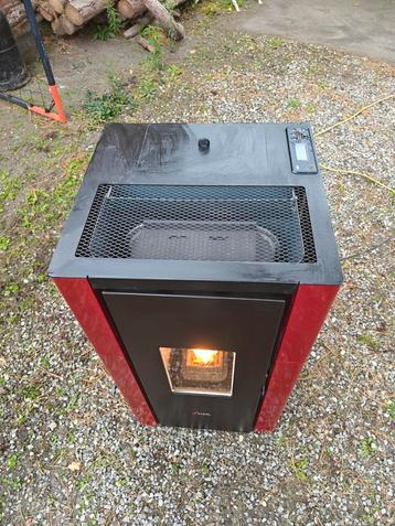 Cadel Pelletkachel - Efficiënte Verwarming beschikbaar voor biedingen