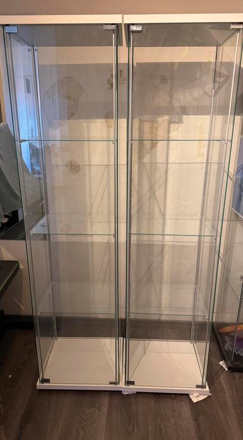 2 IKEA Detolf Vitrine Kasten, Huis en Inrichting, Kasten | Vitrinekasten, Zo goed als nieuw, 25 tot 50 cm, Ophalen