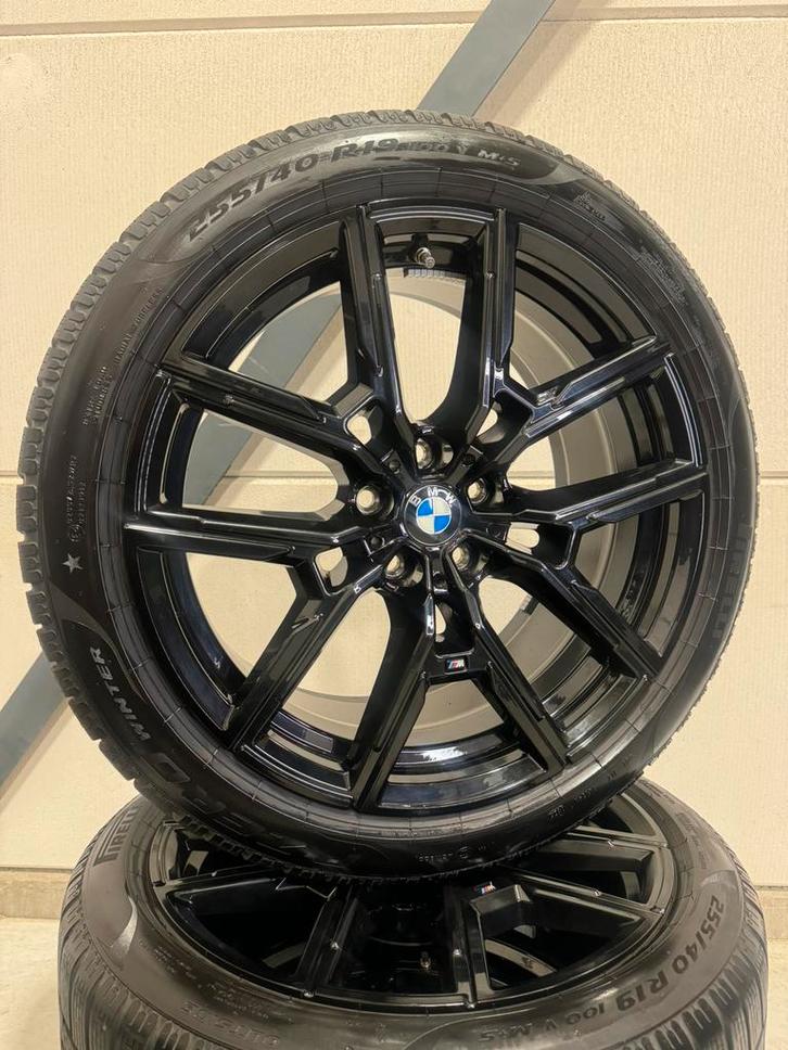 19 INCH BMW 859M ORIGINEEL 4 SERIE i4 G26 WINTER, Auto-onderdelen, Banden en Velgen, Banden en Velgen, Winterbanden, 19 inch, 255 mm