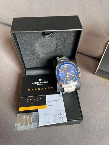 Alpha Sierra Phantom automatische horloge  beschikbaar voor biedingen