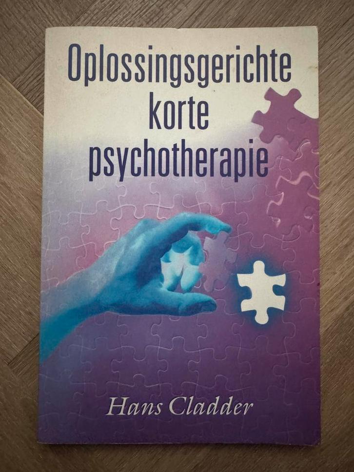 Boek| Hans Cladder- oplossingsgerichte korte psychotherapie, Boeken, Psychologie, Gelezen, Ophalen of Verzenden
