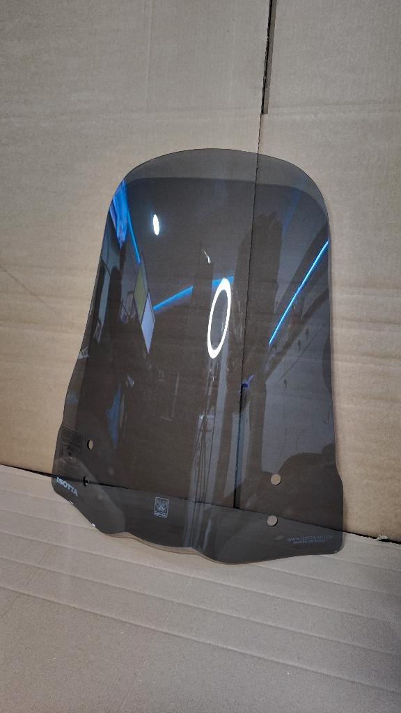 Windscherm Isotta Passend Op Super Soco Cux Smoke, Fietsen en Brommers, Brommeronderdelen | Scooters, Zo goed als nieuw, Overige merken