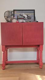 Leuke Kast rood / roze, Ophalen, 100 tot 150 cm, 100 tot 150 cm, 25 tot 50 cm