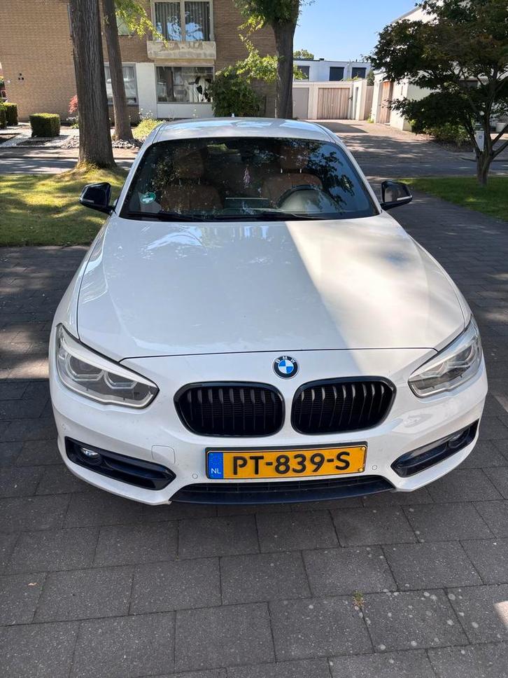 BMW 1-Serie 118i 136pk Aut 2017 Wit, Auto's, BMW, Particulier, 1-Serie, ABS, Adaptive Cruise Control, Airbags, Airconditioning