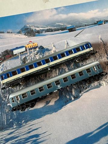 Lima wagons 2 stuks beschikbaar voor biedingen