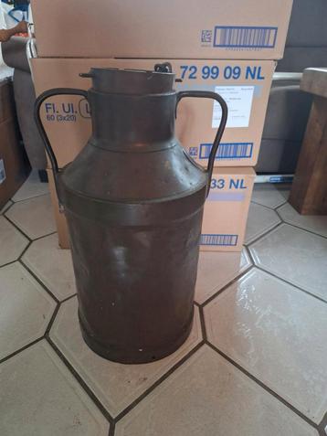 Oude Koperen Melkbus 52cm hoog beschikbaar voor biedingen