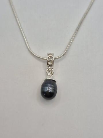 Ketting met zwarte parel  beschikbaar voor biedingen