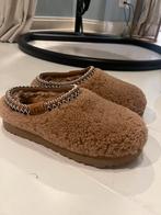 Sloffen Uggs, Kleding | Dames, Schoenen, Bruin, Nieuw, Ophalen of Verzenden, Uggs