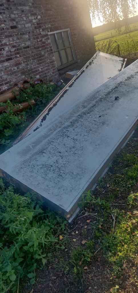 GRATIS Geïsoleerde wandplaten 6m x 1m x 12cm 2 stuks, Doe-het-zelf en Verbouw, Platen en Panelen, Gebruikt, Overige materialen