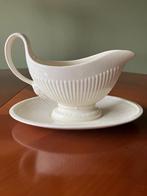 Wedgwood Edme sauskom met vaste schotel nieuwstaat, Ophalen of Verzenden, Zo goed als nieuw, Kom(men), Overige stijlen