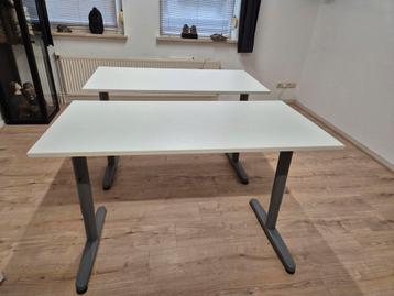 Twee identieke bureaus wit in hoogte verstelbaar - afbeelding 3