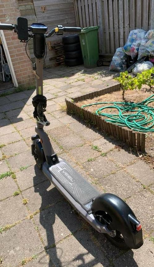 Elektrische step, Fietsen en Brommers, Steps, Zo goed als nieuw, Elektrische step (E-scooter), Ophalen of Verzenden