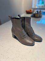 Roberto d'Angelo Laarsjes - Maat 37 - Nieuw!, Kleding | Dames, Ophalen of Verzenden, Nieuw, Grijs