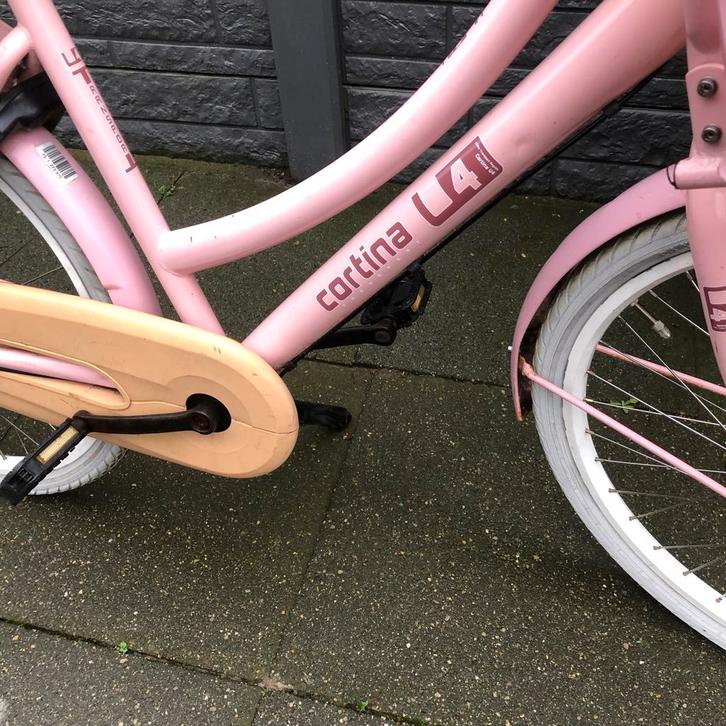 Roze Cortina Meisjesfiets 24 inch, Fietsen en Brommers, Fietsen | Meisjes, Gebruikt, 24 inch, Versnellingen, Ophalen
