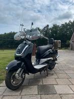 Retro scooter met windscherm & mandje (25 km/u, opgevoerd), Ophalen of Verzenden, Zo goed als nieuw, Overige merken