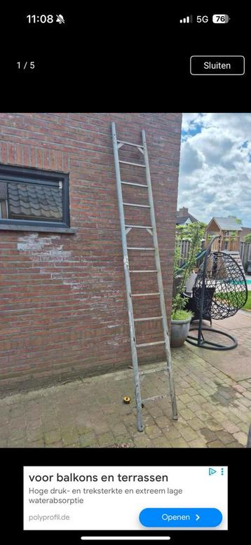 Gezocht partij stalen steiger trappen beschikbaar voor biedingen