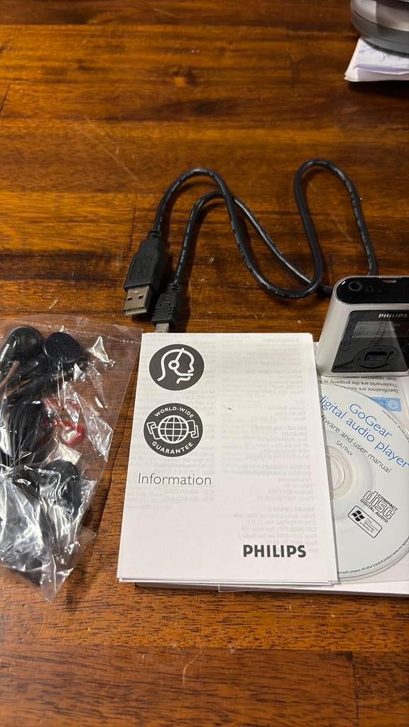 Philips GoGear digital 2 GB audio player met accesoires zgan, Audio, Tv en Foto, Walkmans, Discmans en Minidiscspelers, Overige typen