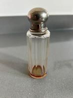 Kristallen parfumflesje, Antiek en Kunst, Antiek | Goud en Zilver, Ophalen of Verzenden