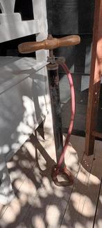 fietspomp; 'n écht oudje, Ophalen of Verzenden