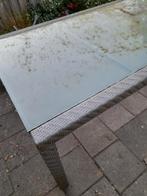 Tuintafel met glazen blad - Gratis af te halen, Tuin en Terras, Ophalen of Verzenden, Gebruikt, Rechthoekig, Wicker