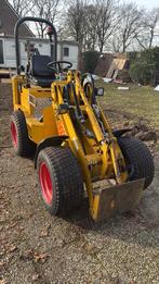 Knikmops 130 te huur .