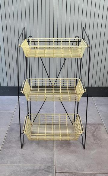 Vintage Tomado Opbergrek uit de jaren '60 beschikbaar voor biedingen