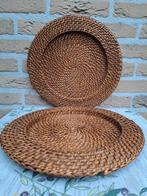 2 bruine rattan onderborden, Ophalen of Verzenden, Zo goed als nieuw, Bord