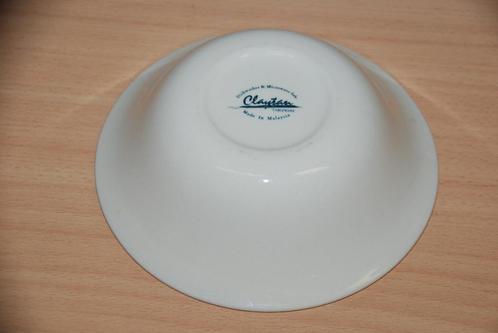 Schaaltje wit.            1 X. Kleur: wit., Huis en Inrichting, Woonaccessoires | Schalen en Manden, Nieuw, Schaal, Rond, Porselein of Keramiek