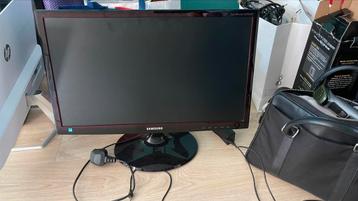 Samsung monitor 23 inch beschikbaar voor biedingen