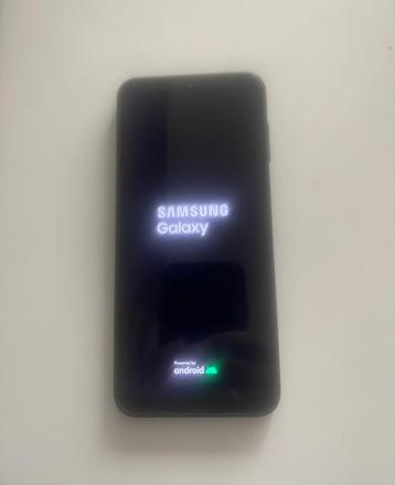 Te koop of ruilen En ZGAN Samsung A14 met 64g zwarte kleur beschikbaar voor biedingen