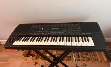 Professionele Keyboard Yamaha PSR 5700  beschikbaar voor biedingen