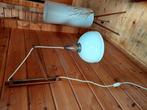 Deens teakhouten lamp prachtige form, Huis en Inrichting, Lampen | Wandlampen, Ophalen of Verzenden, Zo goed als nieuw, Glas