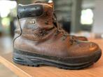 Goede Lowa Trekking heren bergschoenen maat 10 (43), Sport en Fitness, Bergsport en Wandelen, Ophalen of Verzenden, Gebruikt, Schoenen