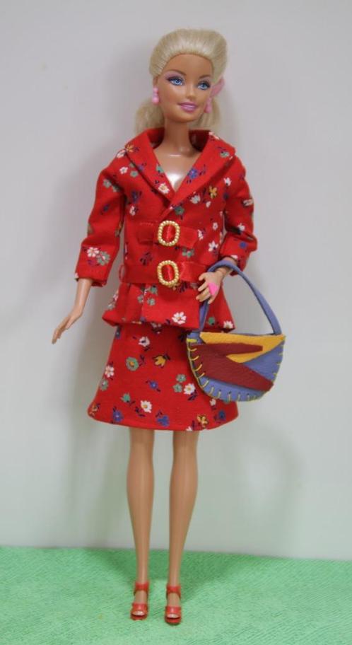 Barbie 3: rode set van rok en jasje, leren tas en schoenen, Kinderen en Baby's, Speelgoed | Poppen, Nieuw, Barbie, Verzenden