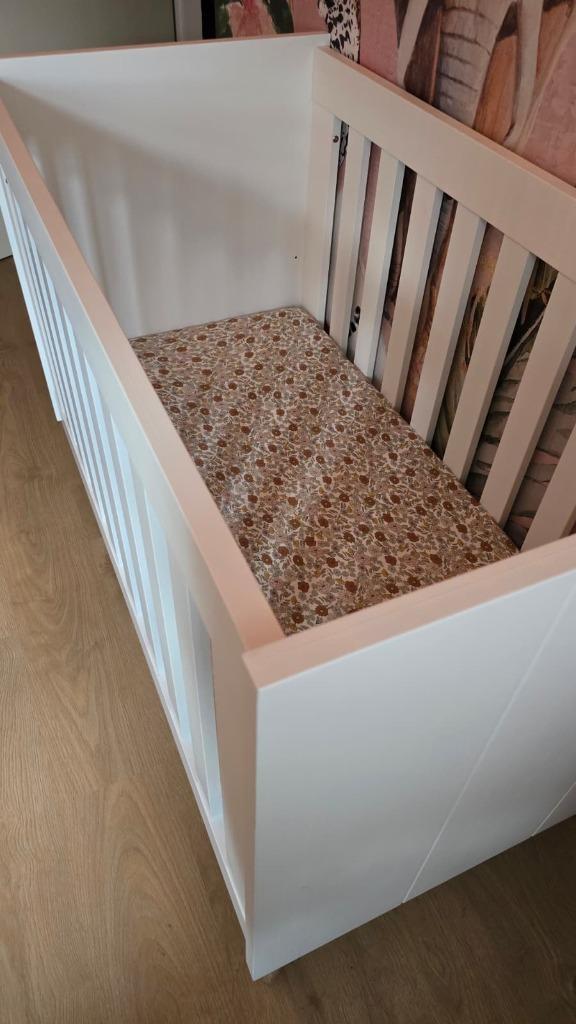TWF Ledikant 60 x 120 Beach Island White, Kinderen en Baby's, Babywiegjes en Ledikanten, Zo goed als nieuw, Ledikant, Ophalen
