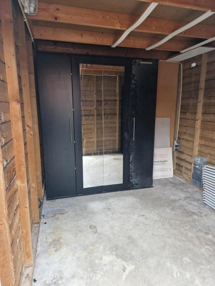 Gratis kledingkast met spiegeldeuren - z.s.m. afhalen!, Huis en Inrichting, Kasten | Kledingkasten, Ophalen