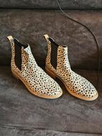 Toms luipaard enkellaarzen W11 42 Nieuwstaat Suede Tan, Kleding | Dames, Schoenen, Beige, Lage of Enkellaarzen, Ophalen of Verzenden
