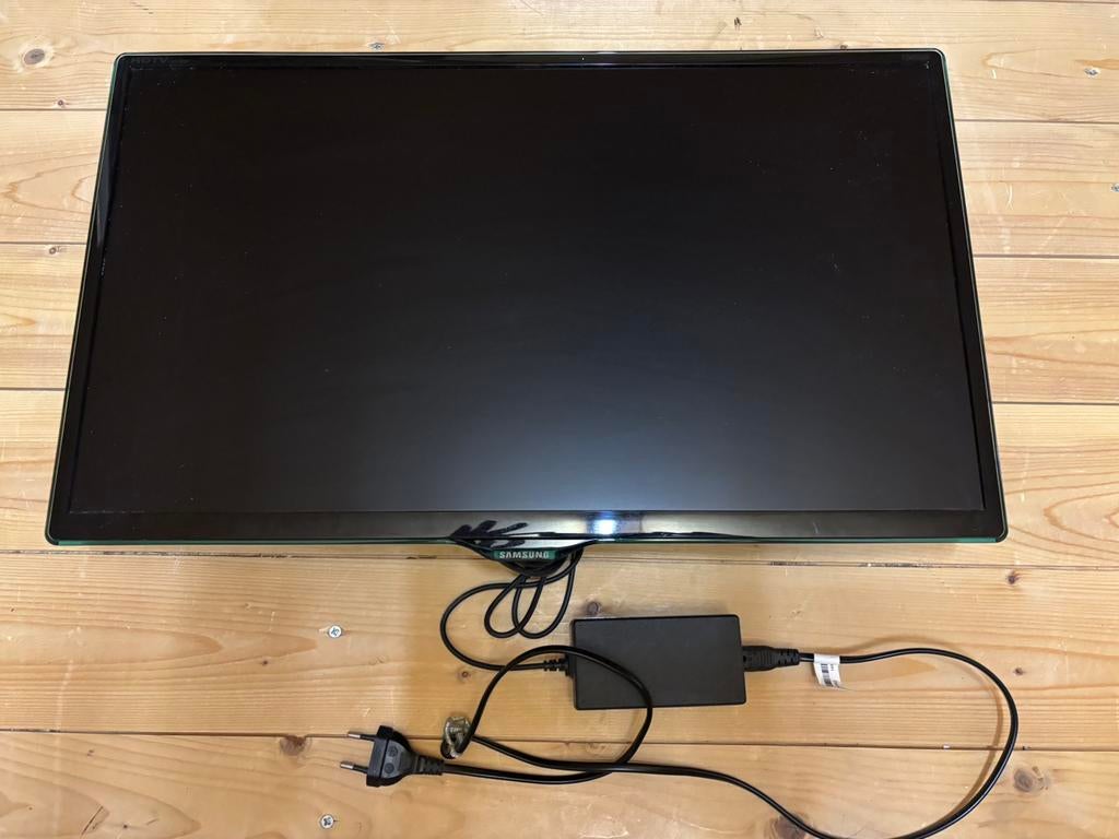 Samsung 24D390, Ophalen, 50 Hz, Zo goed als nieuw, Samsung