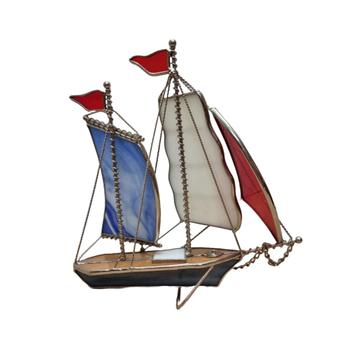 Vintage glas in lood zeilboot beschikbaar voor biedingen