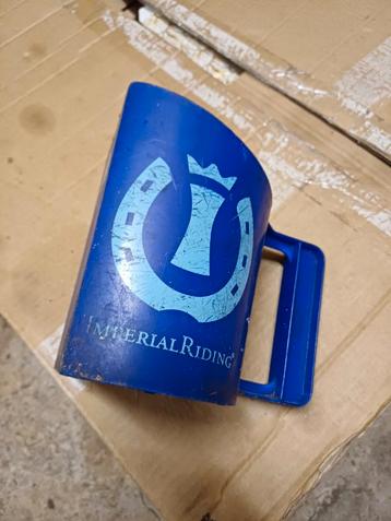 Voerschep beschikbaar voor biedingen