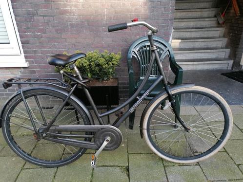 Omafiets met slot, standaard en fietsbel, Fietsen en Brommers, Fietsen | Dames | Omafietsen, Zo goed als nieuw, 56 cm of meer