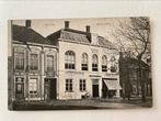 Wouw - Marktplein Afspanning Logement De Kroon, Verzamelen, Ansichtkaarten | Nederland, Ophalen of Verzenden, Voor 1920, Gelopen