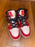 Jordan 1 Mid Chicago (2020) EU36,5, Kleding | Dames, Ophalen of Verzenden, Nike Jordan, Zo goed als nieuw, Sneakers of Gympen