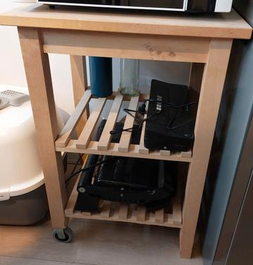 Aangeboden z.g.a.n IKEA Bekvam roltafel  beschikbaar voor biedingen
