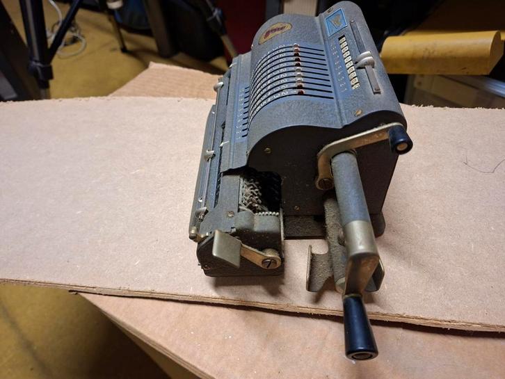 Antieke Addo Rekenmachine - Zeldzaam!, Doe-het-zelf en Verbouw, Motoren, Elektromotor, Ophalen