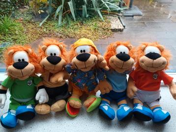 Loeki de Leeuw Loekie Geesink Studio Anna Club Plush beschikbaar voor biedingen