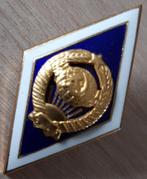 Sovjet-Unie USSR Rusland Badge universitaire afstuderen, Ophalen of Verzenden, Overige soorten, Overige gebieden, Embleem of Badge