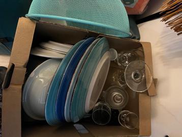 Free dishes, glasses and cutlery